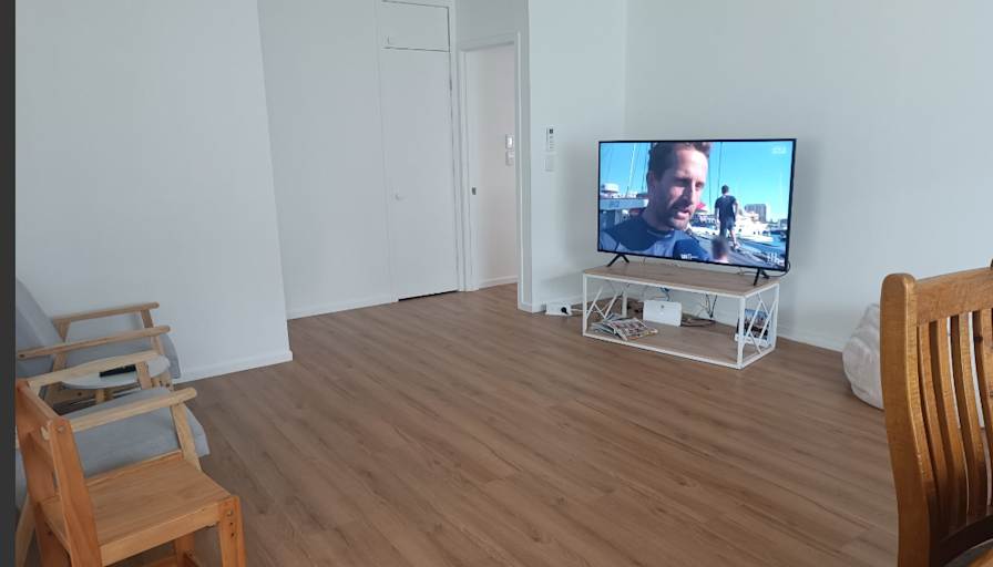 yan SHI's room