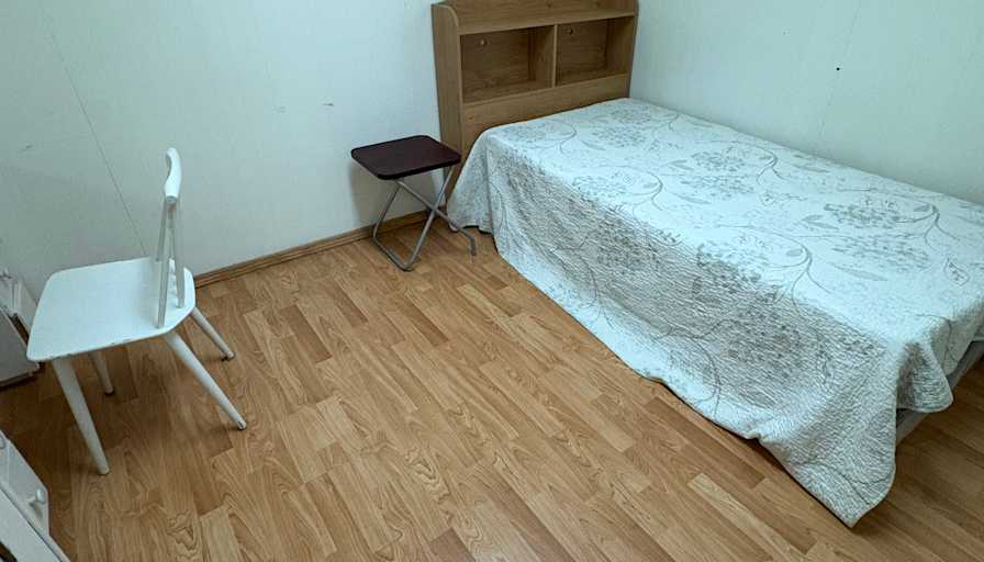 Ali's room