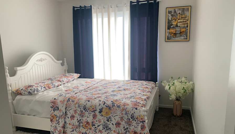 Sandy's room
