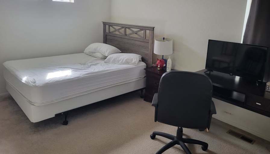 Nguyet Phan's room