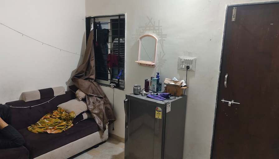 Vicky's room
