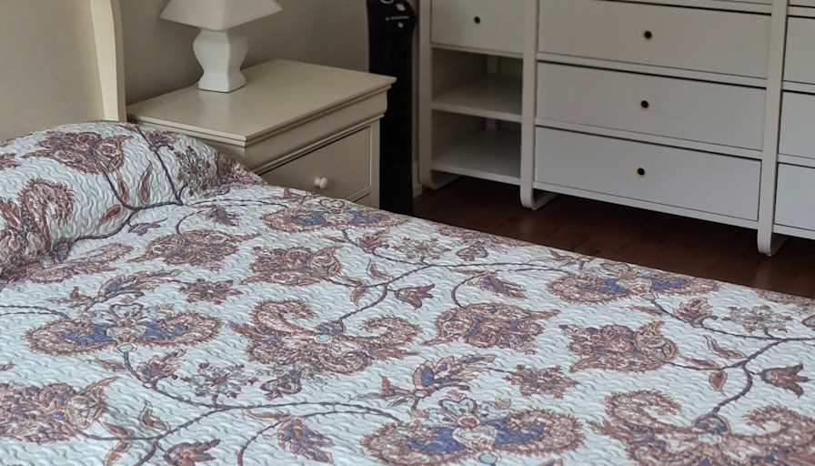 Guylaine's room