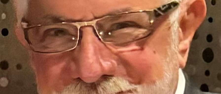 Kenneth L DiBella