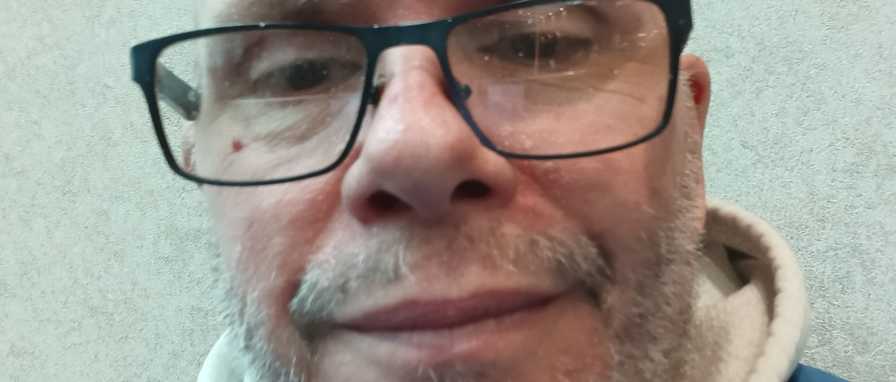 Timothy J Ganzel