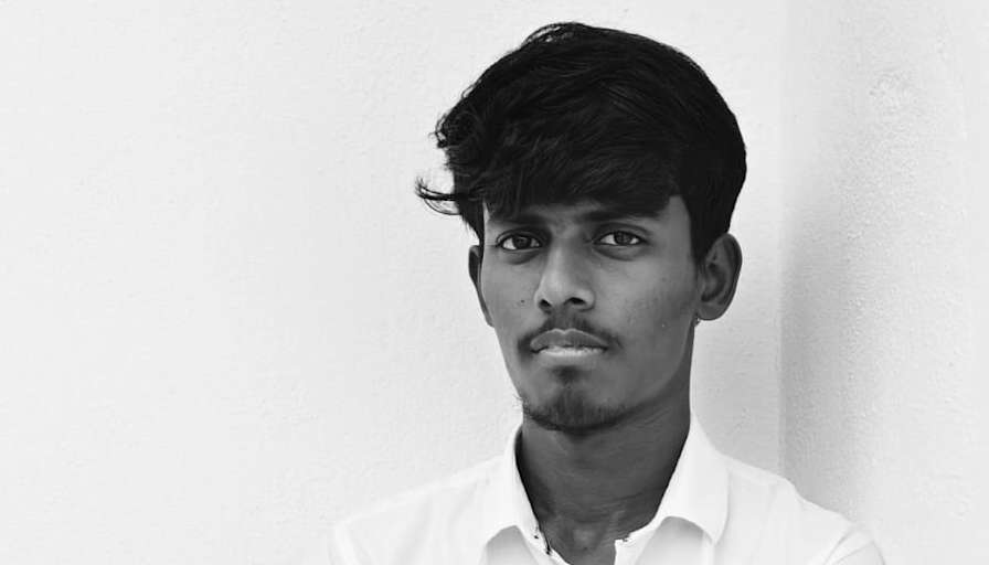 KUMARAN M