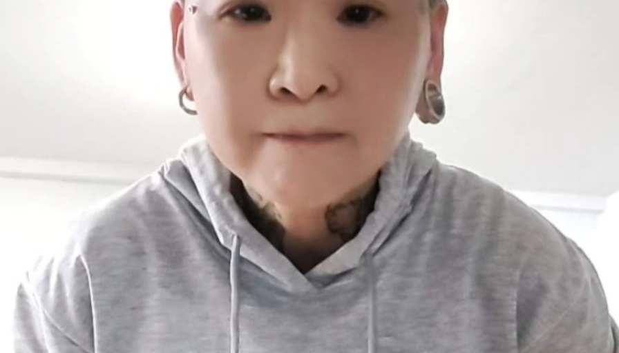 Siew foong Lee