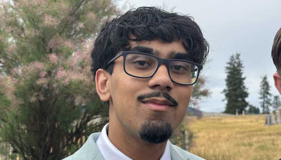 Ritish Jakhu