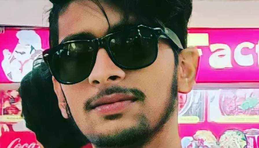 AWADHESH KUMAR
