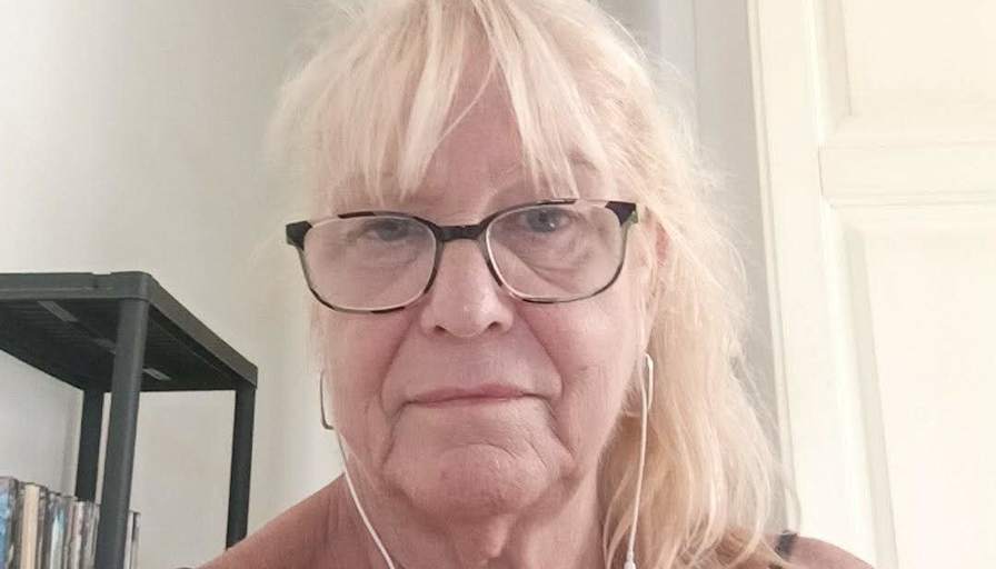 Sue