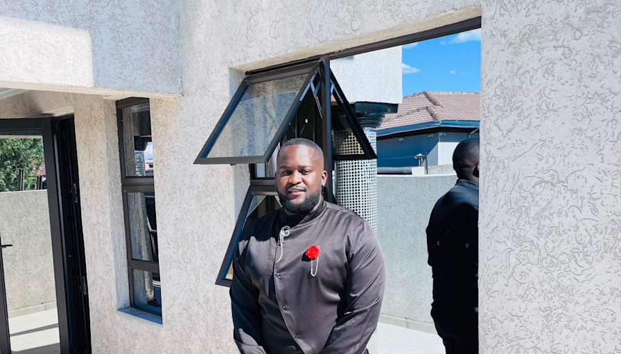 Vusi