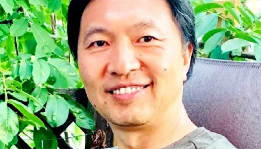 Edward Zhou