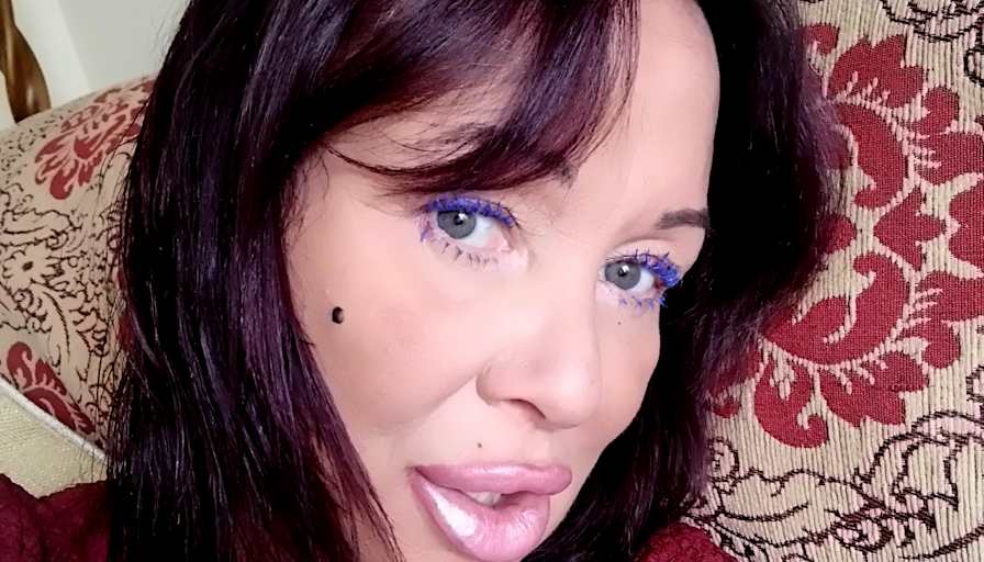 MISS SHARON DAVIES