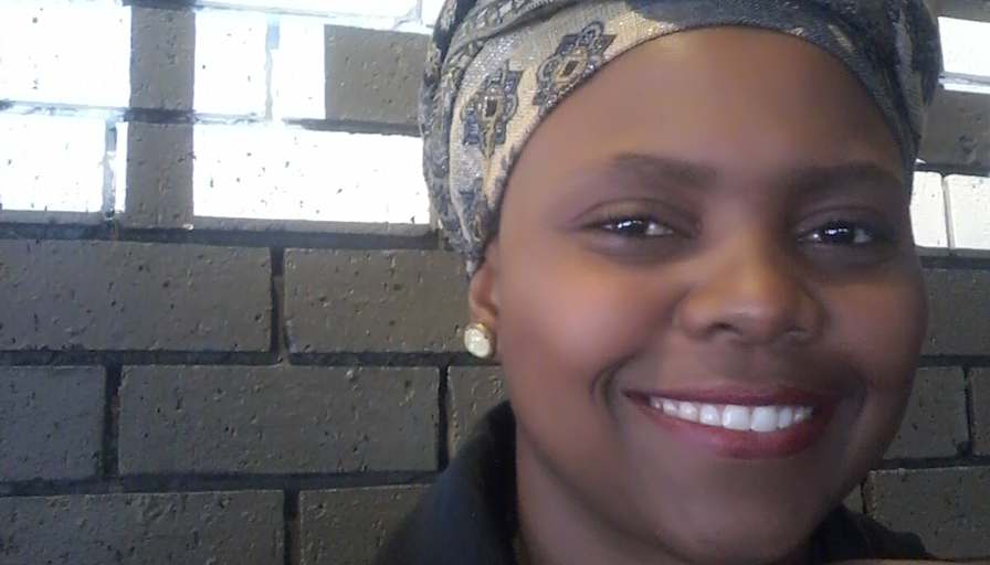 Lindiwe Eva