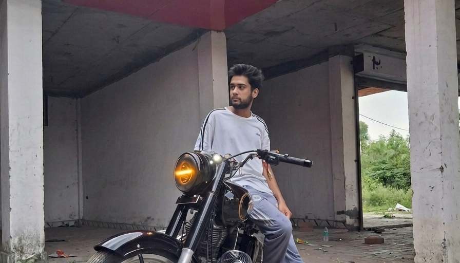 Sam Chaudhary