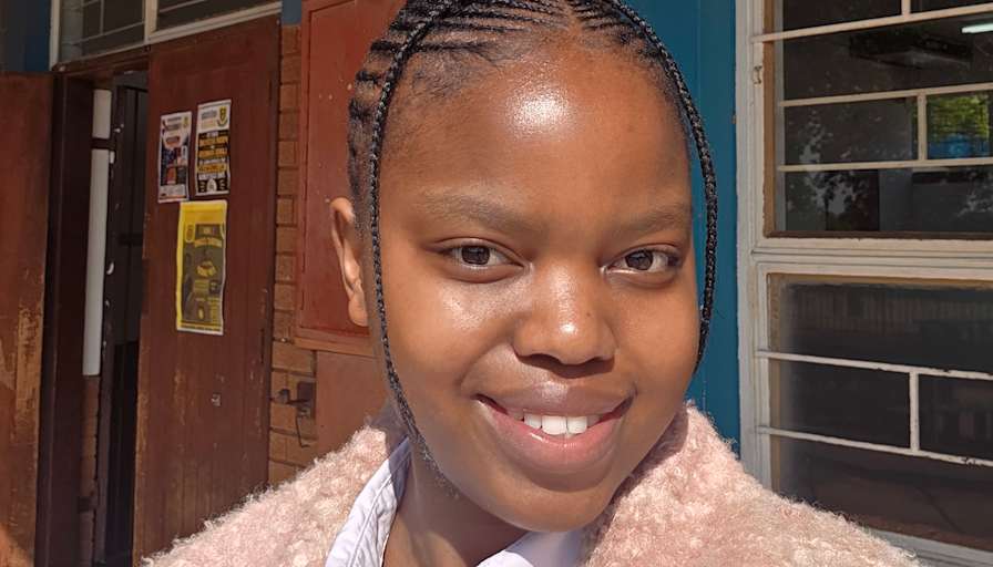 Nokulunga Dlomo