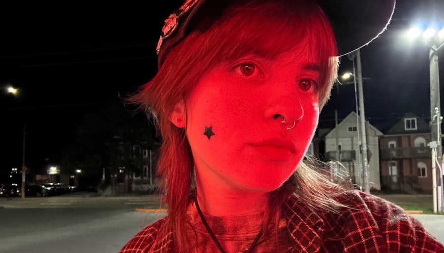 El