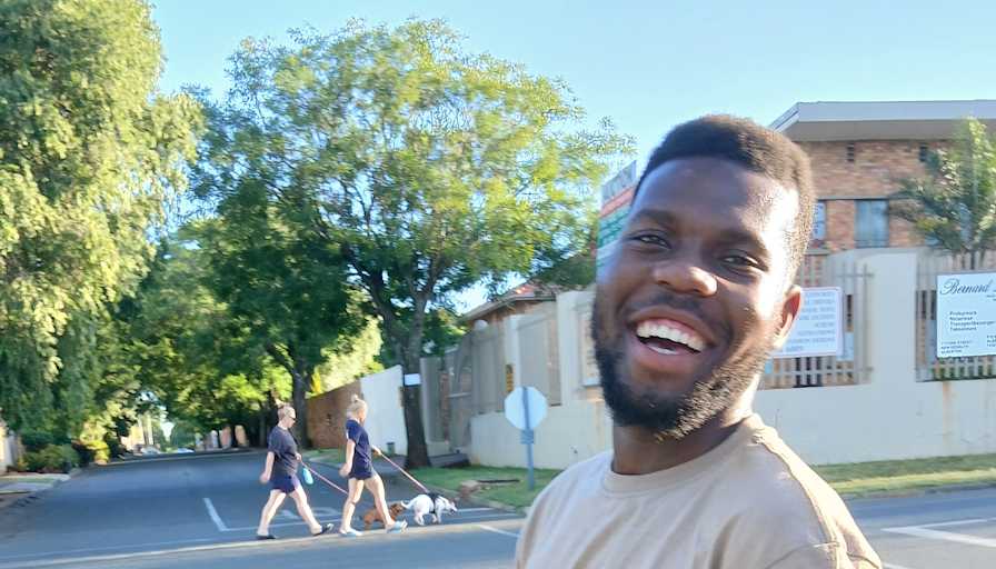 Expect Vusi