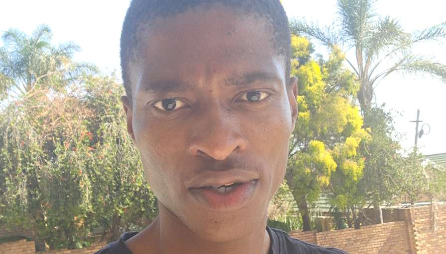 MR LEHLOGONOLO SITHOLE