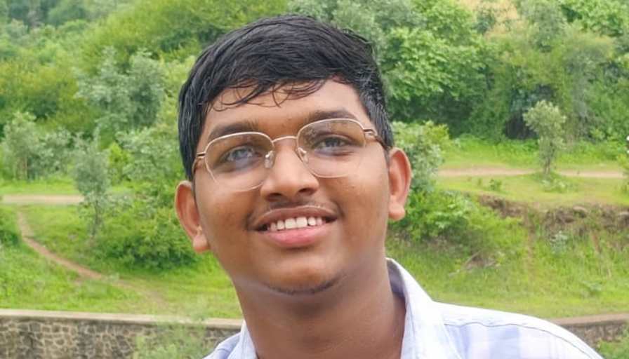 Yash khandare