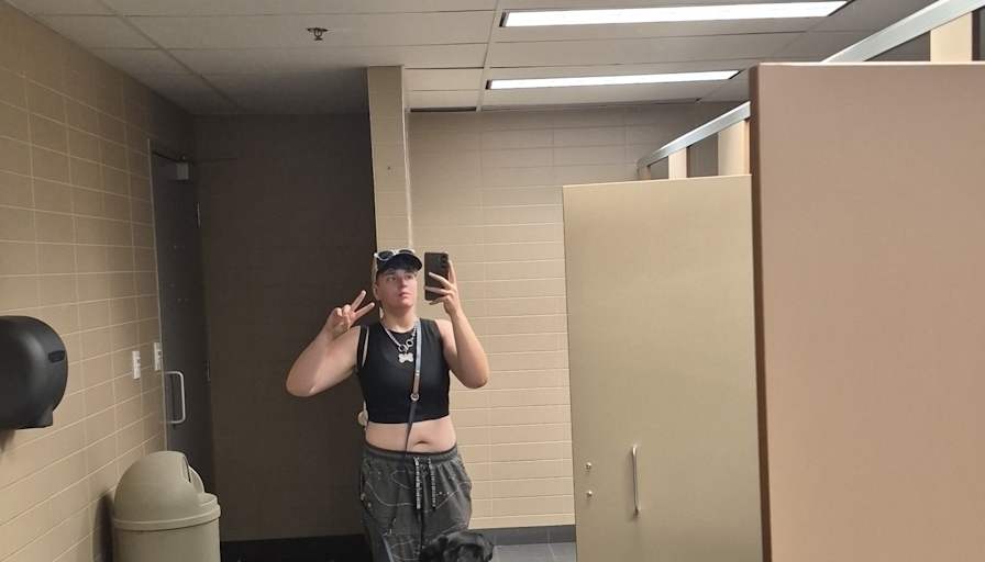 Tay