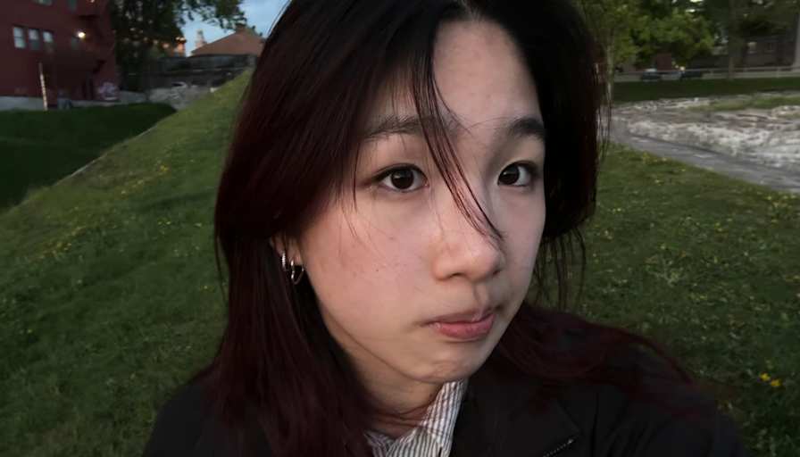 Yvay Liu