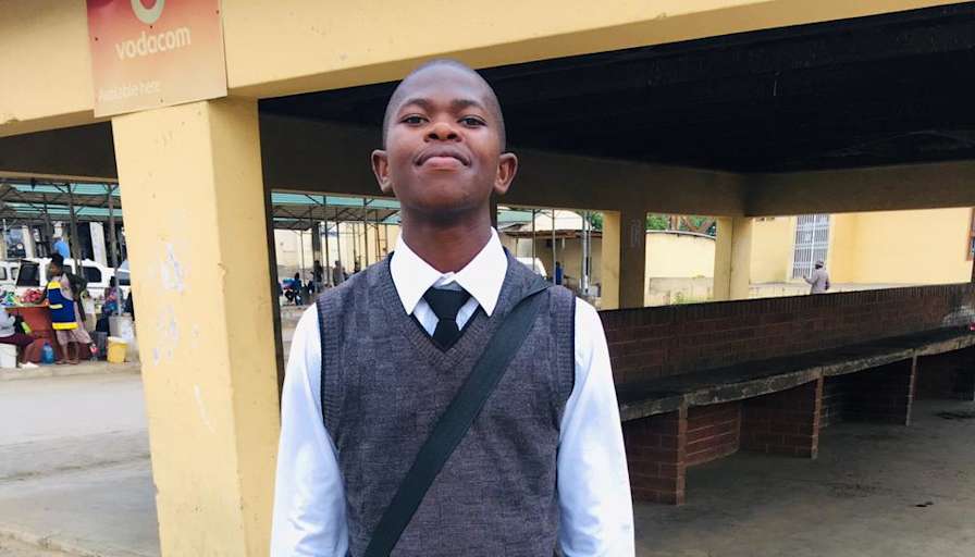 Yolani Gxakaza