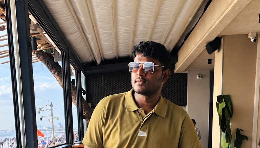 Vigneshawaran N