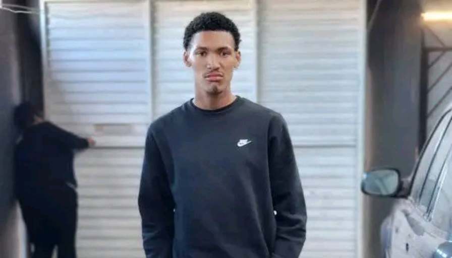 Zenedean Andrew