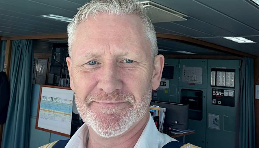 MR DAVID MAXWELL