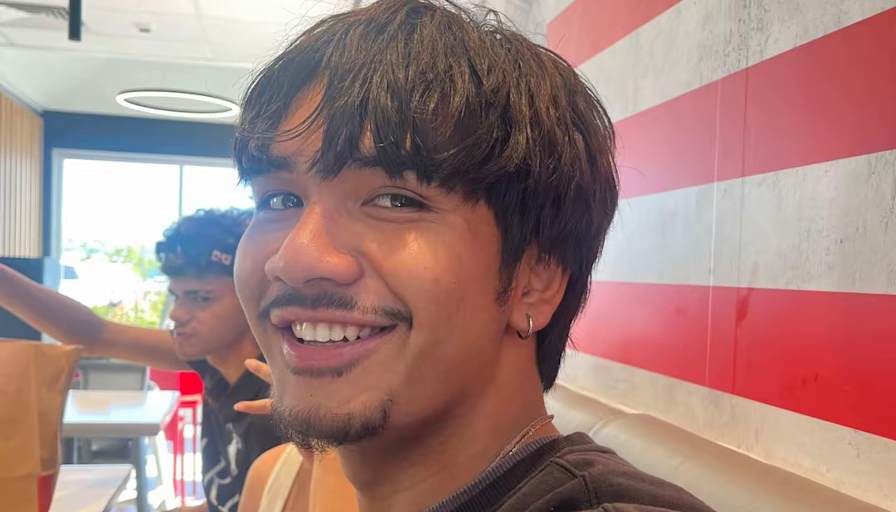 Roka Tuko Tahi