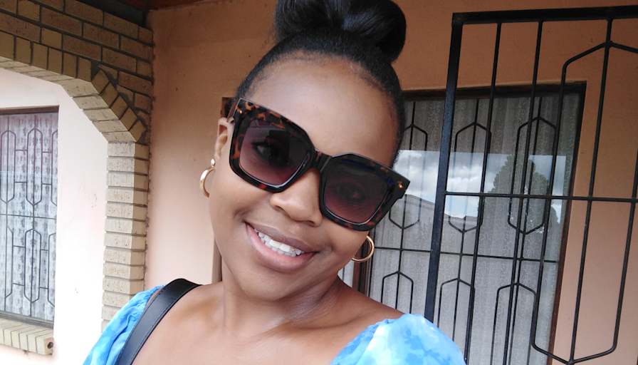 Yolisa Ndunge
