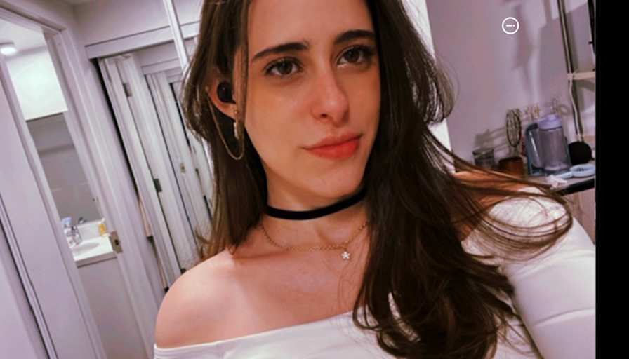 Beatriz Saunders