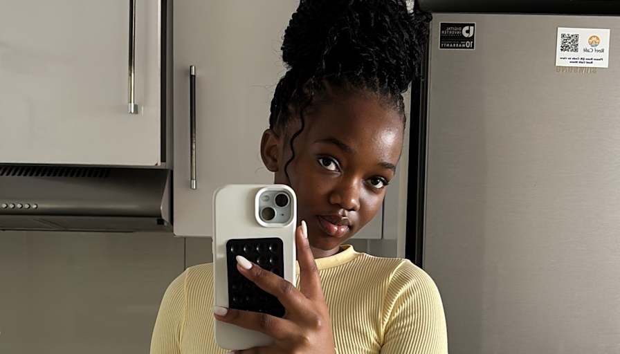 Lihle  Ngcethane