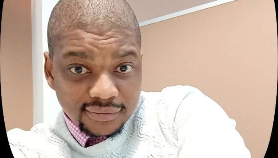 Hlumelo