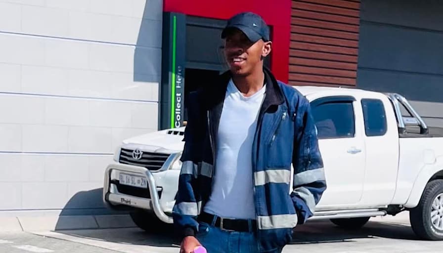 Izibenathi Qhinga