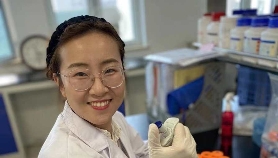 Xueyan Zhao