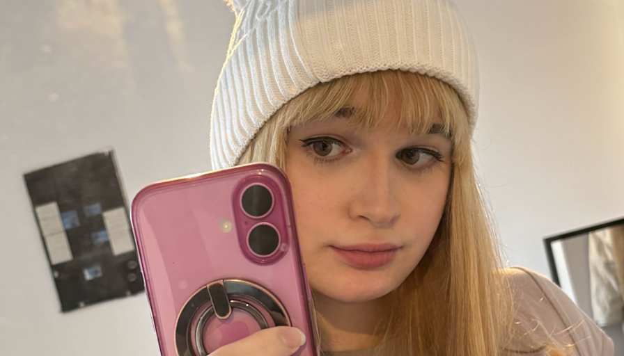 Mia