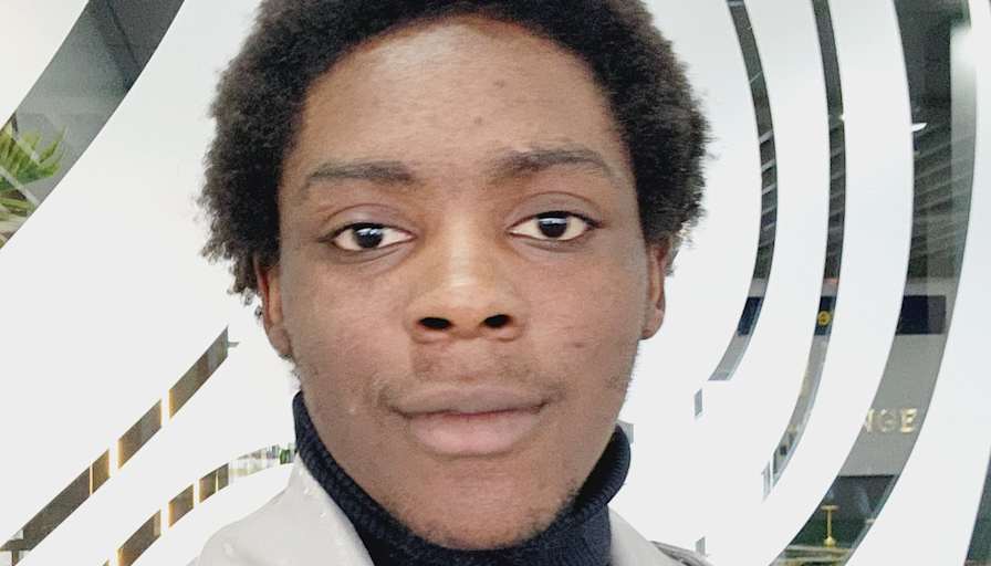 Ru