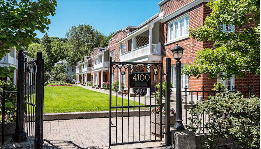 Chemin De La Côte-Des-Neiges — photo 1