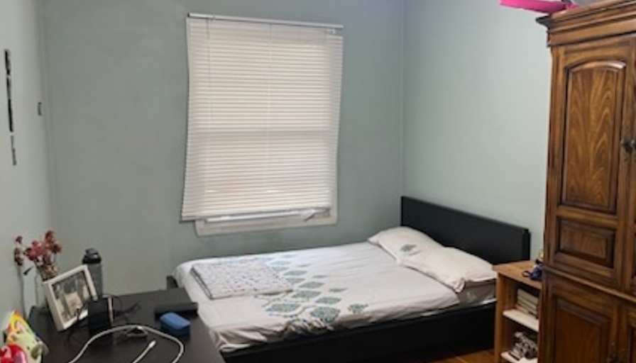 Furnished room in an apartment — photo 1