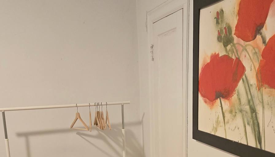 Furnished room in a townhouse — photo 2