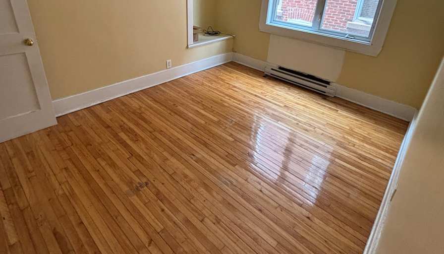 Unfurnished room in an apartment — photo 1