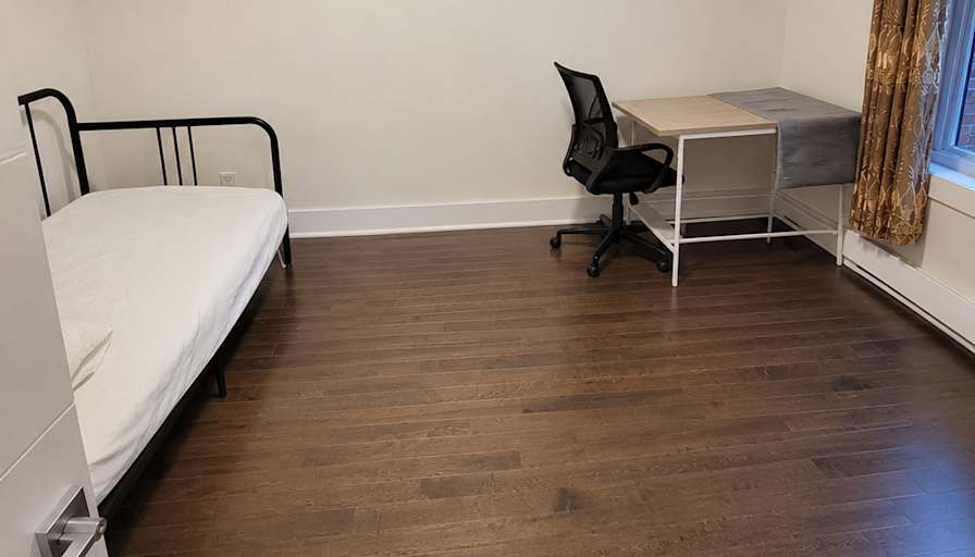Furnished room in a townhouse — photo 3