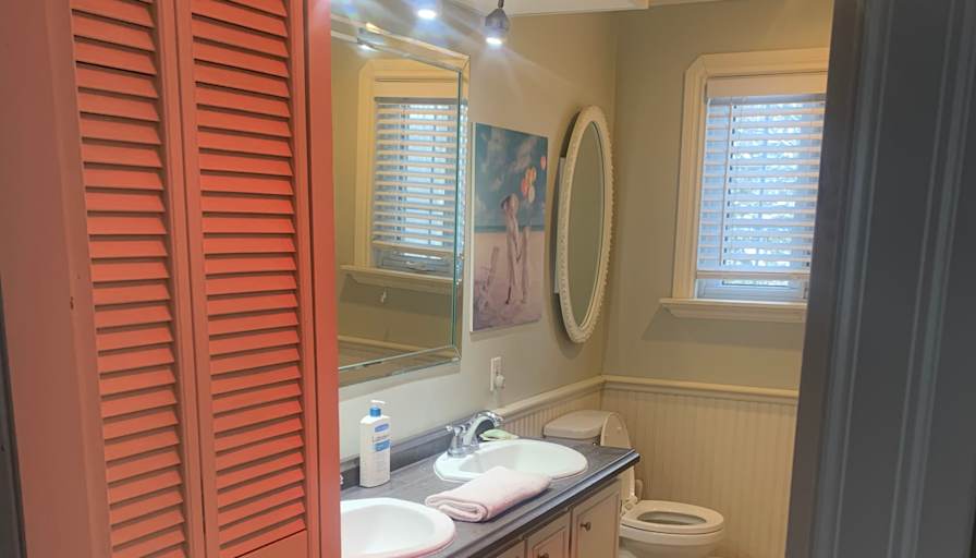 Furnished room with own bathroom in a house — photo 2