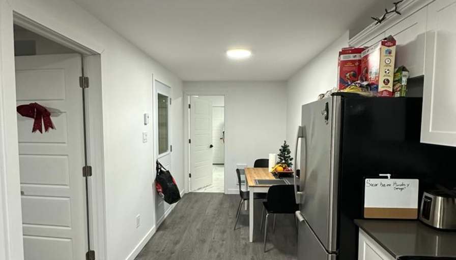 Rue De Bullion — photo 3