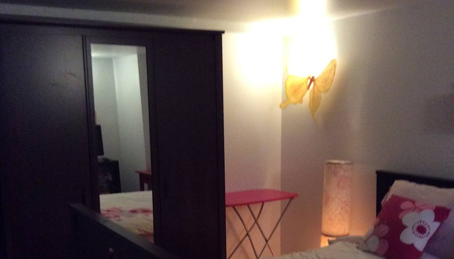 Furnished room with own bathroom in an apartment — photo 2