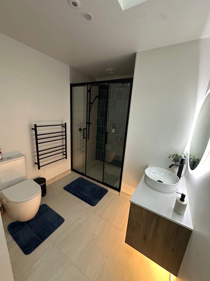 Linda A.'s room