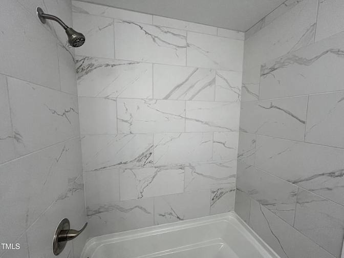 Alcove Rooms's room