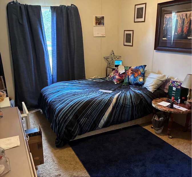 Lorraine S Nicoll's room