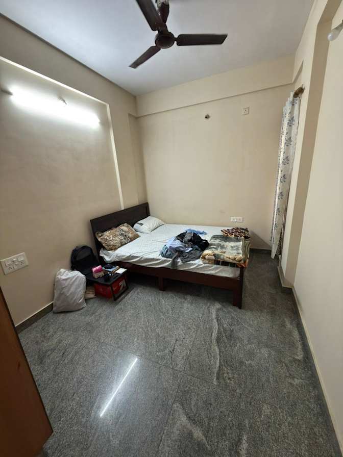 Mayur's room